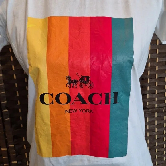Coach T Shirt - Picture 5 of 6